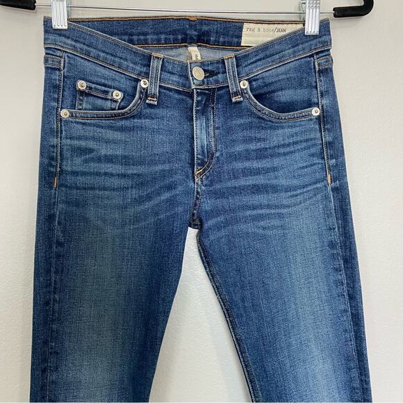 Rag & Bone Sonoma Raw Hem Capri Ankle Skinny
Slim Jean Size 26 - Picture 3 of 10